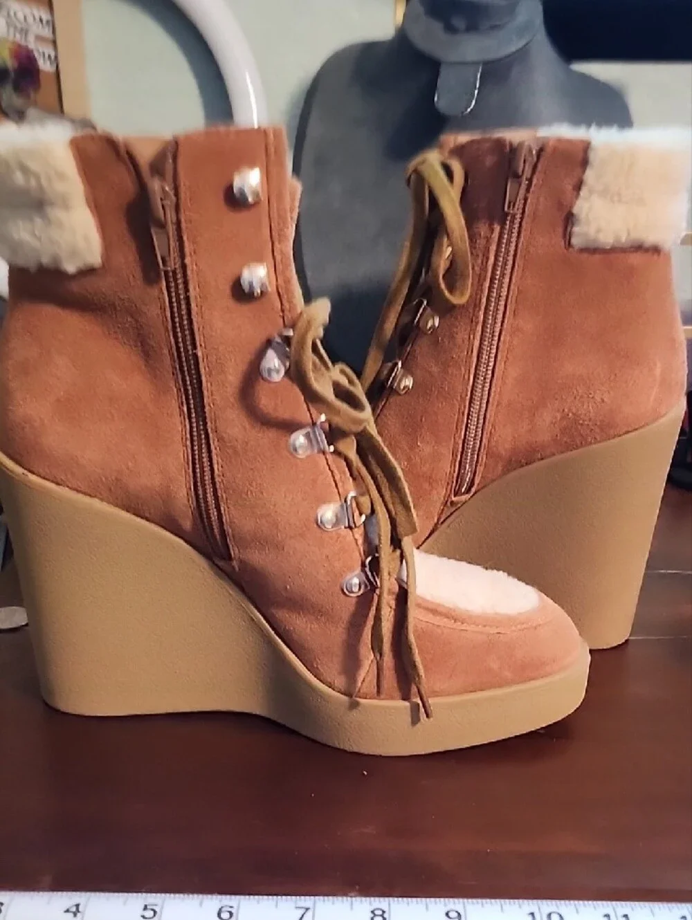 Jessica Simpson tan suede